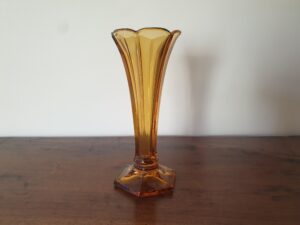 Vase Val Saint Ambert ancien