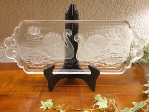 Plat à cake aux cygnes Mikasa