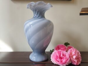 Vase en opaline Florentine